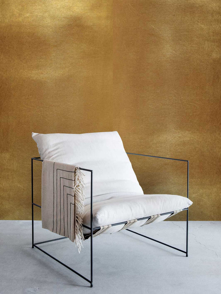 Aqualille Metal silk wallpaper in Gold